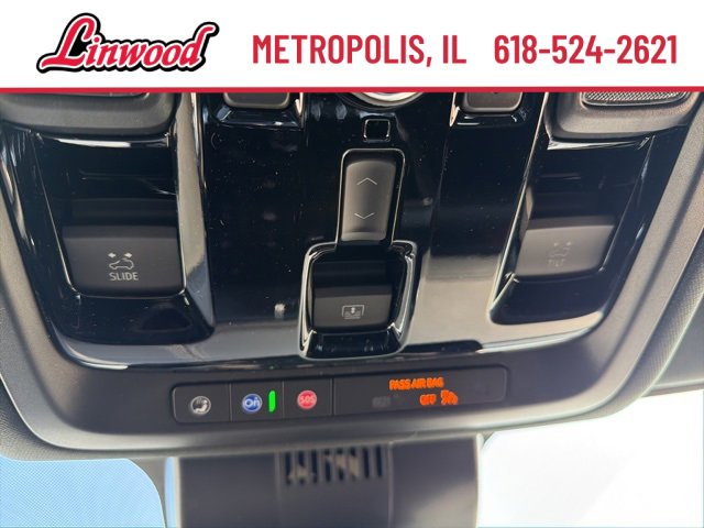 New 2026 GMC Yukon Denali w/ Sun & Power Step Package image 42