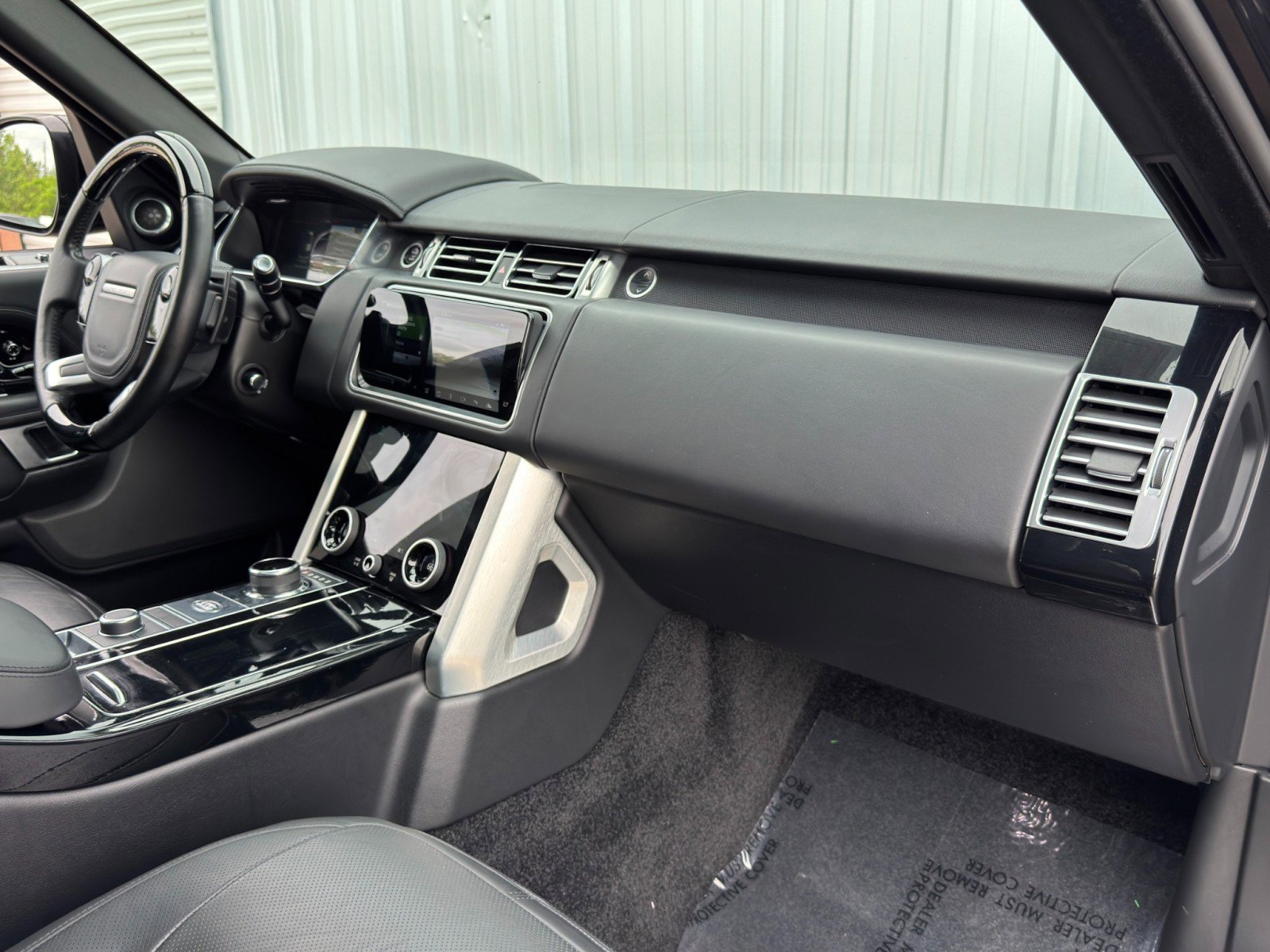 Used 2021 Land Rover Range Rover P525 Westminster Edition image 15