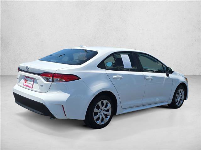 Used 2026 Toyota Corolla LE FWD image 5