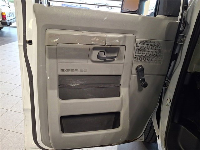 Used 2014 Ford E-150 and Econoline 150 image 14