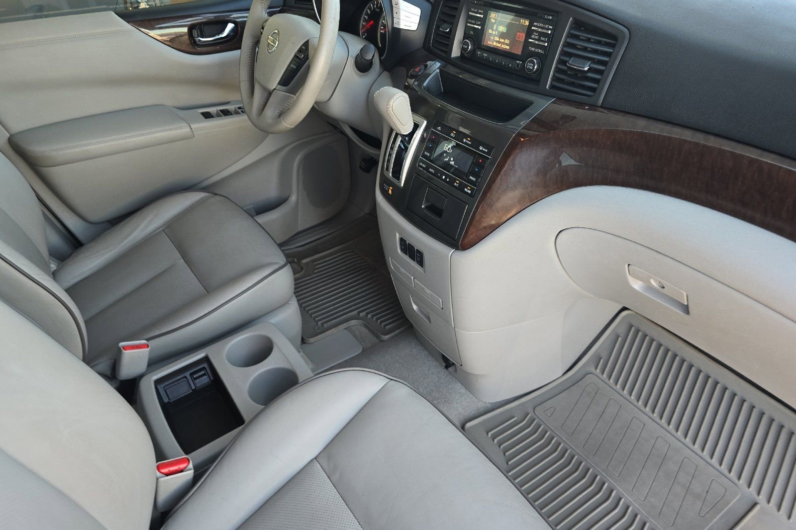 Used 2012 Nissan Quest SL FWD image 17