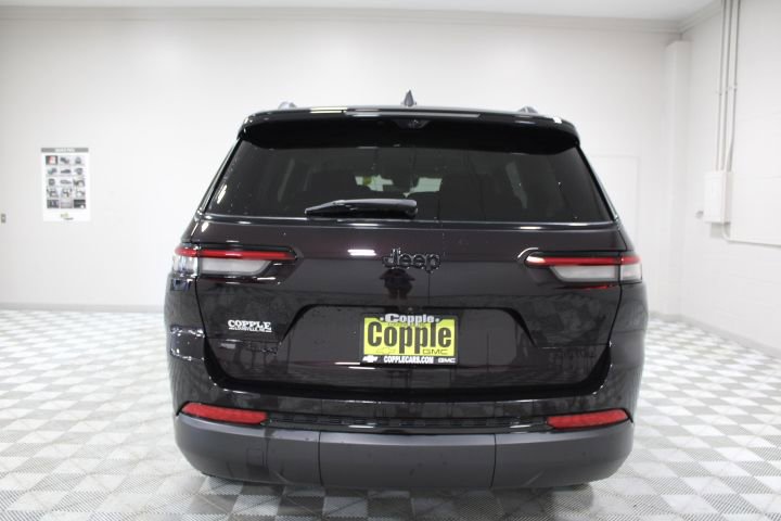 Used 2023 Jeep Grand Cherokee L Limited w/ Luxury Tech Group II AWD/4WD image 10