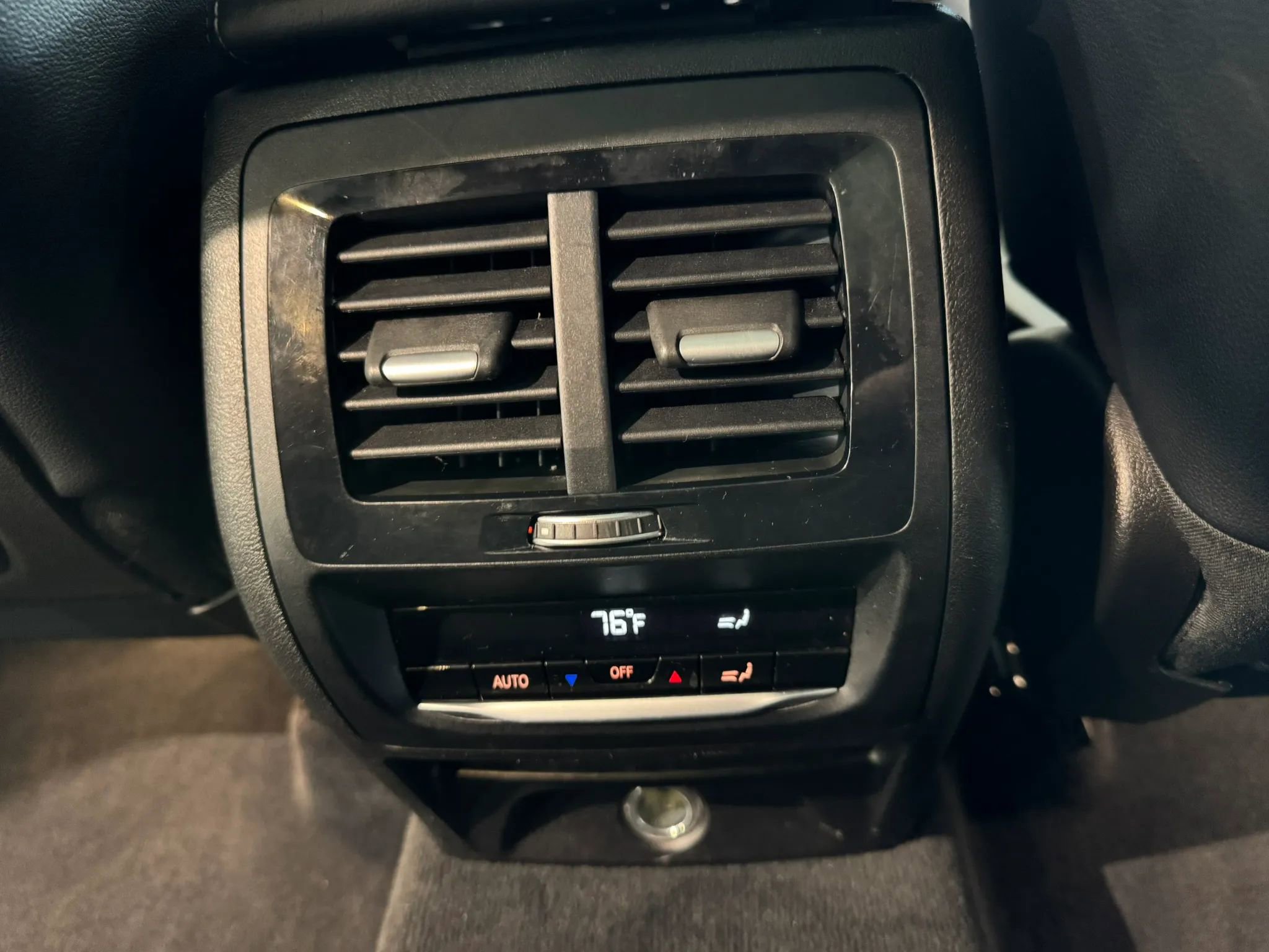 Used 2018 BMW X3 xDrive30i AWD/4WD image 12
