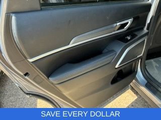 Used 2022 Kia Telluride LX FWD image 13