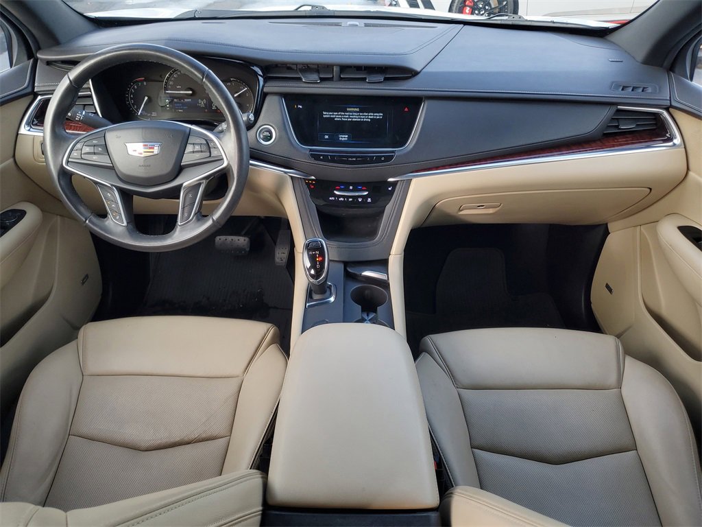 Used 2018 Cadillac XT5 Luxury w/ Driver Awareness Package image 14