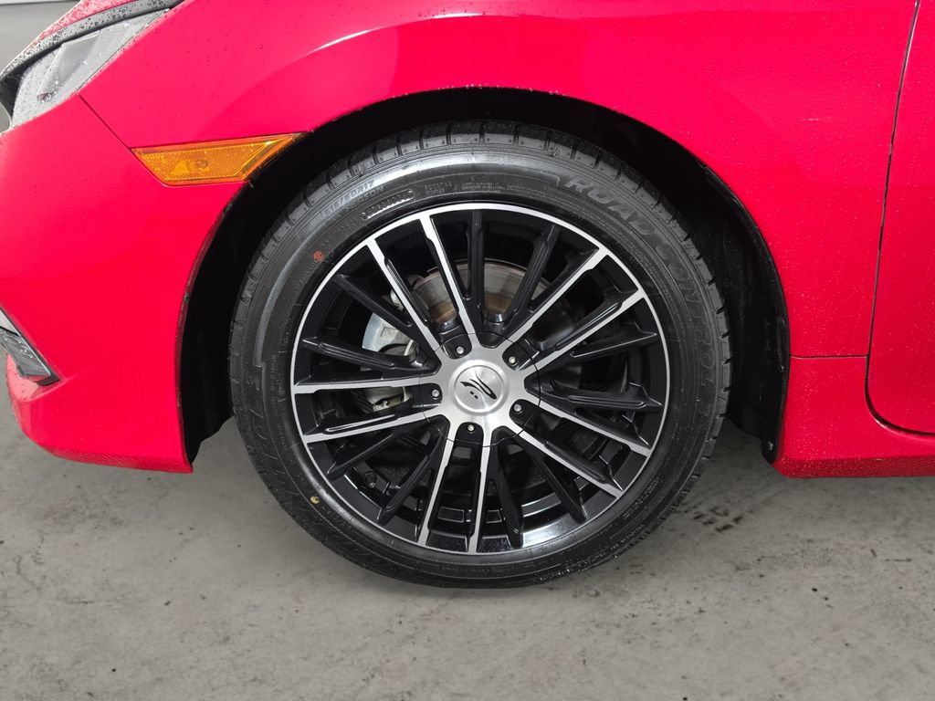 Used 2019 Honda Civic EX image 9