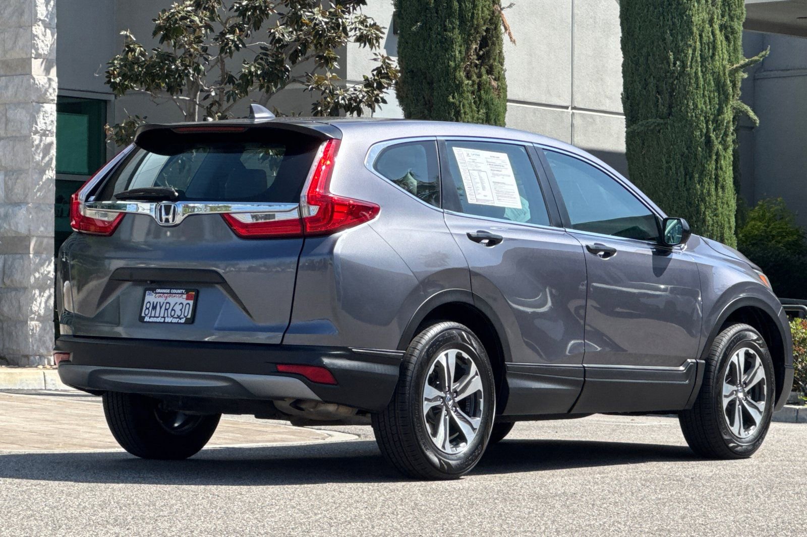 Used 2017 Honda CR-V LX image 4