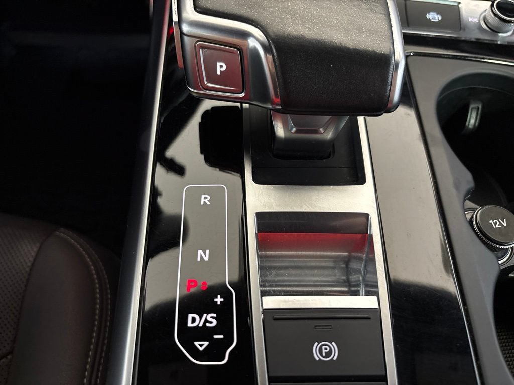 Used 2021 Audi Q8 Premium Plus w/ Premium Plus Package AWD/4WD image 14