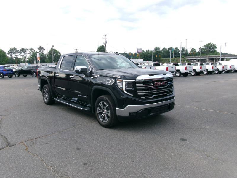 Used 2026 GMC Sierra 1500 SLT AWD/4WD image 4