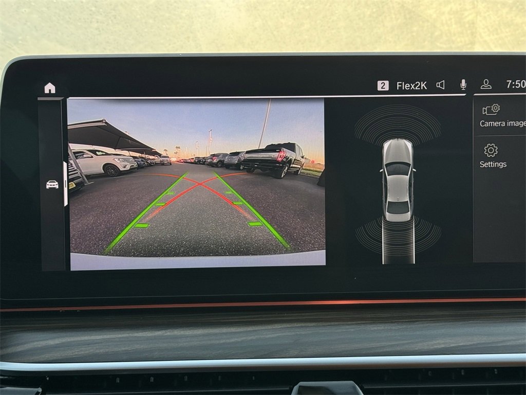 Used 2021 BMW 530i w/ Executive Package image 27