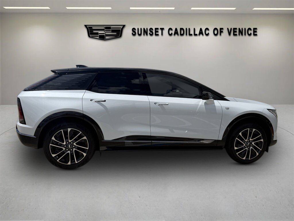 New 2027 Cadillac Optiq Sport RWD image 2