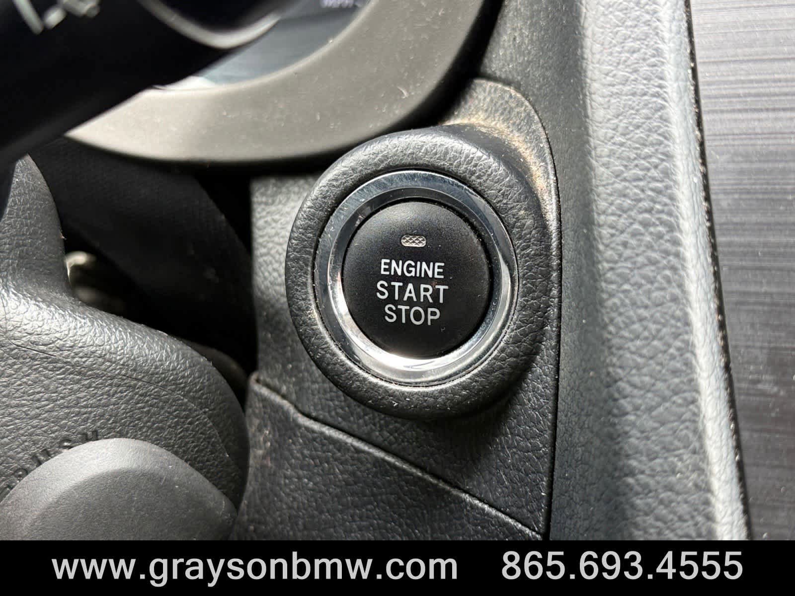 Used 2015 Subaru Forester 2.5i Touring AWD/4WD image 24