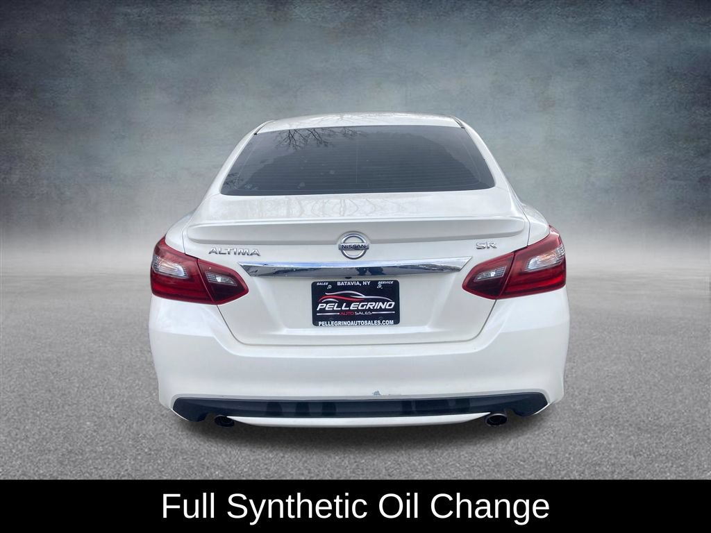 Used 2017 Nissan Altima 2.5 SR FWD image 5