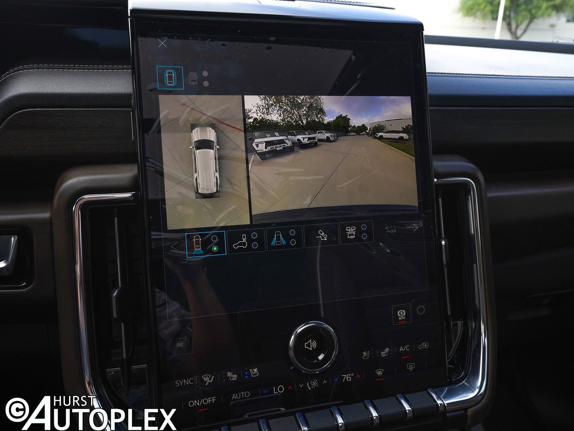 Used 2026 GMC Yukon XL Denali Ultimate w/ LPO, Floor Liner Package image 25