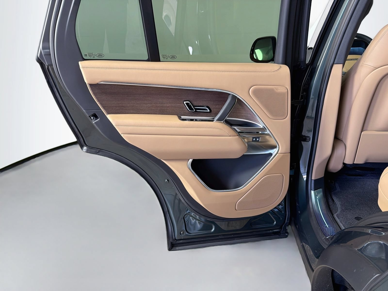 New 2026 Land Rover Range Rover SE AWD/4WD image 26