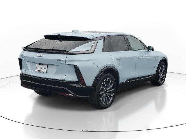Used 2024 Cadillac Lyriq Sport w/ LPO, Floor Liner Package AWD/4WD image 4