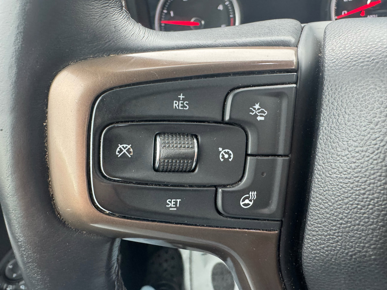 Used 2022 Chevrolet Silverado 3500 High Country w/ Z71 Off-Road Package image 17