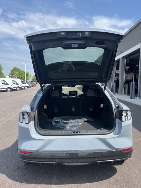 New 2025 Ford Mustang Mach-E GT image 9