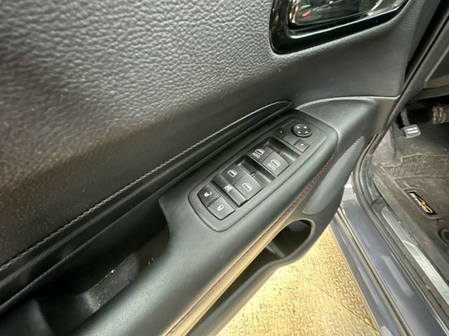 Used 2023 Dodge Durango R/T w/ Blacktop Package AWD/4WD image 16