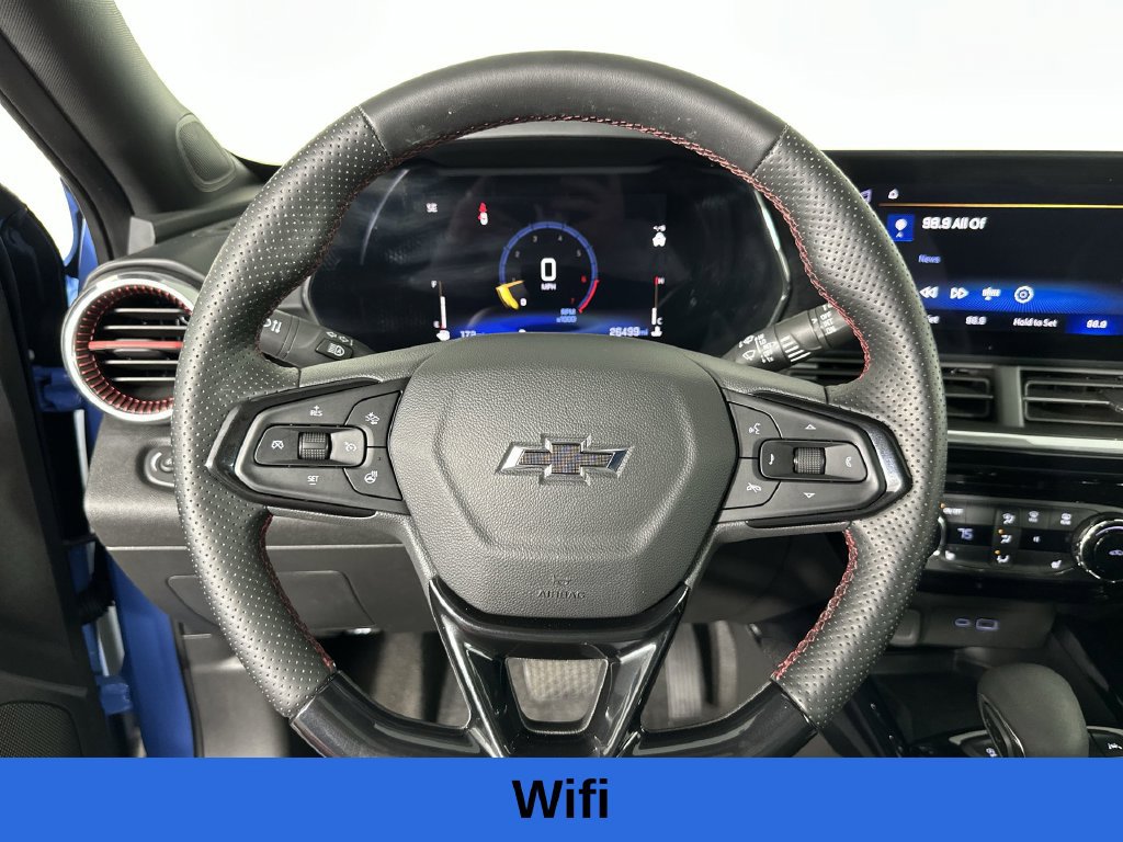 Used 2024 Chevrolet Trax RS w/ Sunroof Package FWD image 14