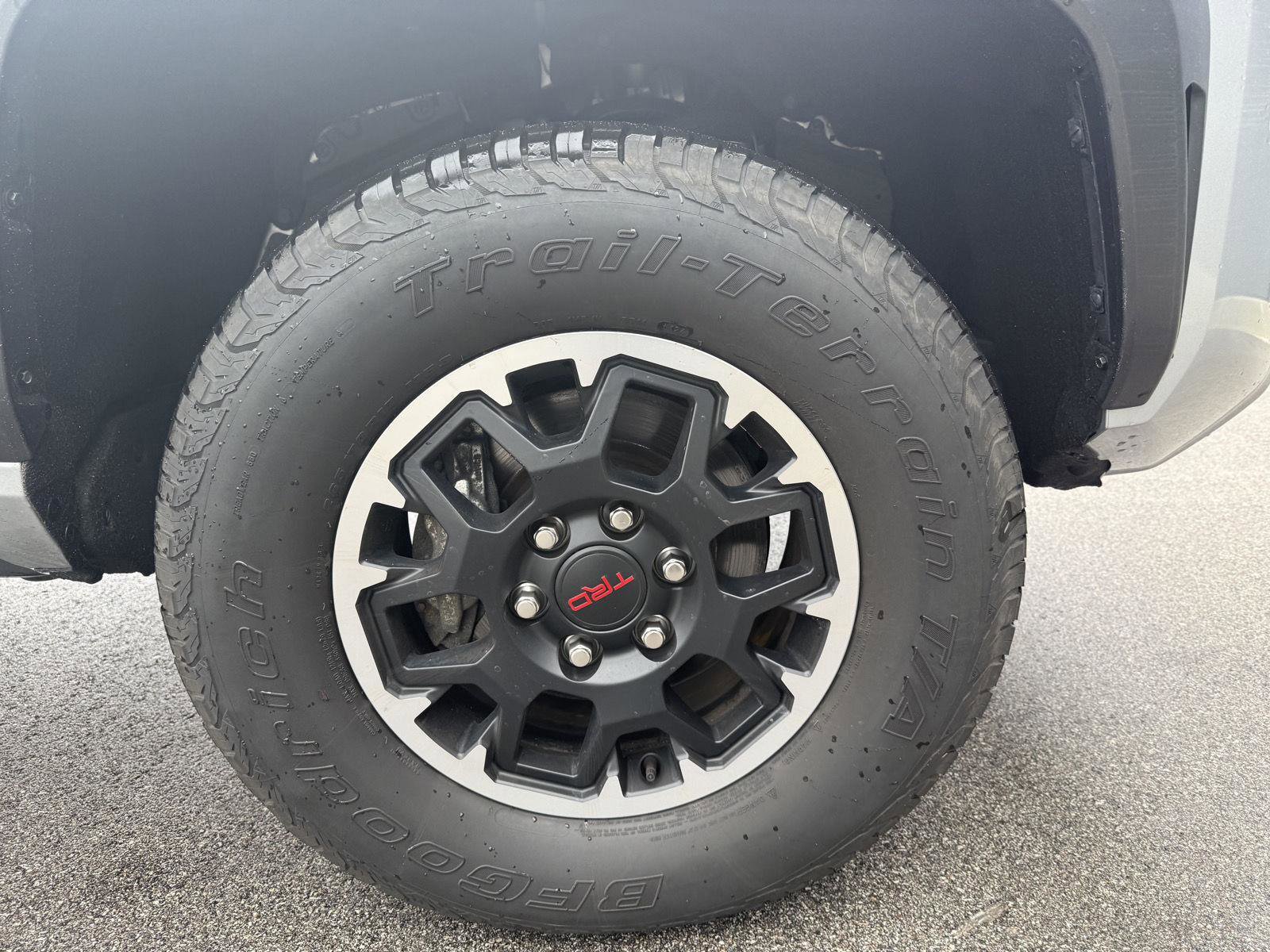 Used 2025 Toyota Tacoma TRD Off-Road AWD/4WD image 14