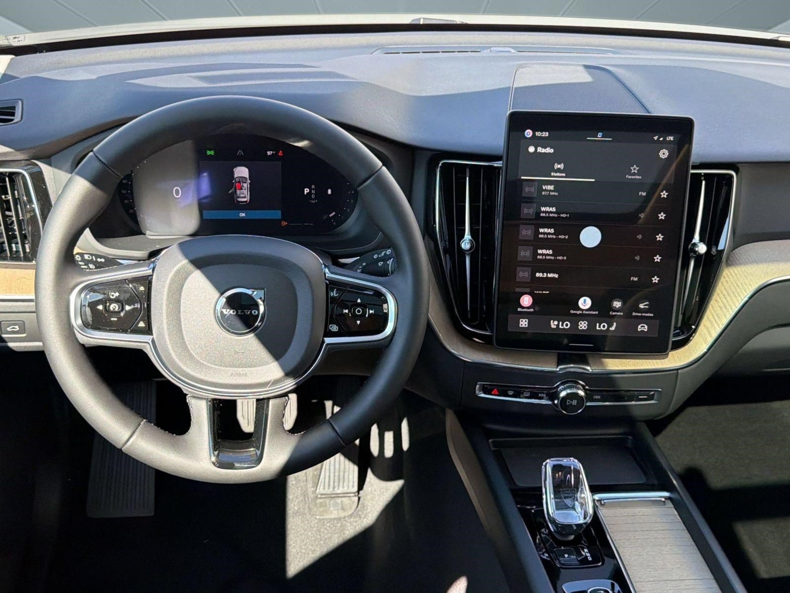 New 2026 Volvo XC60 B5 Plus w/ Climate Package AWD/4WD image 29