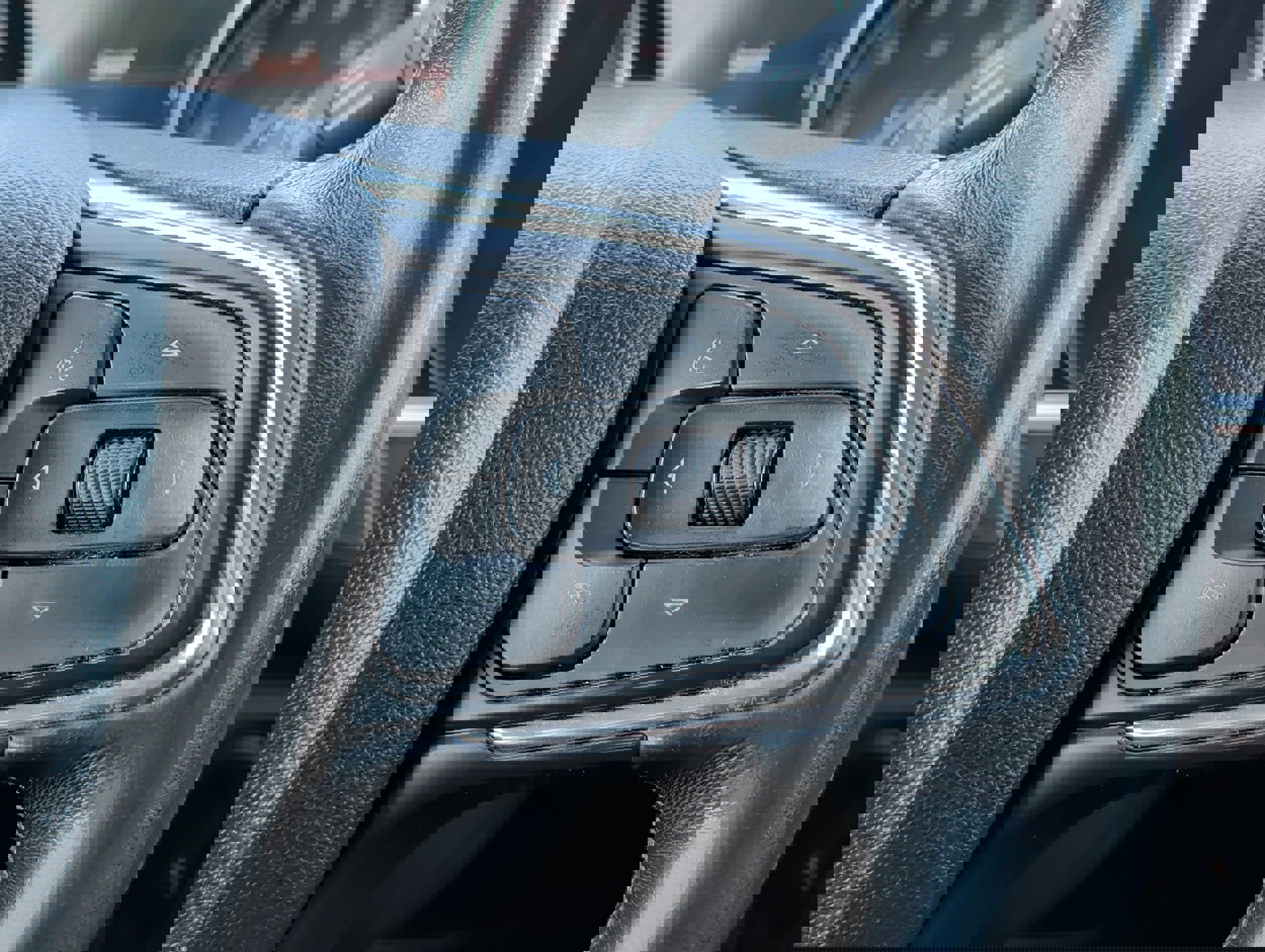 Used 2022 Buick Encore GX Select w/ Sport Touring Package image 21