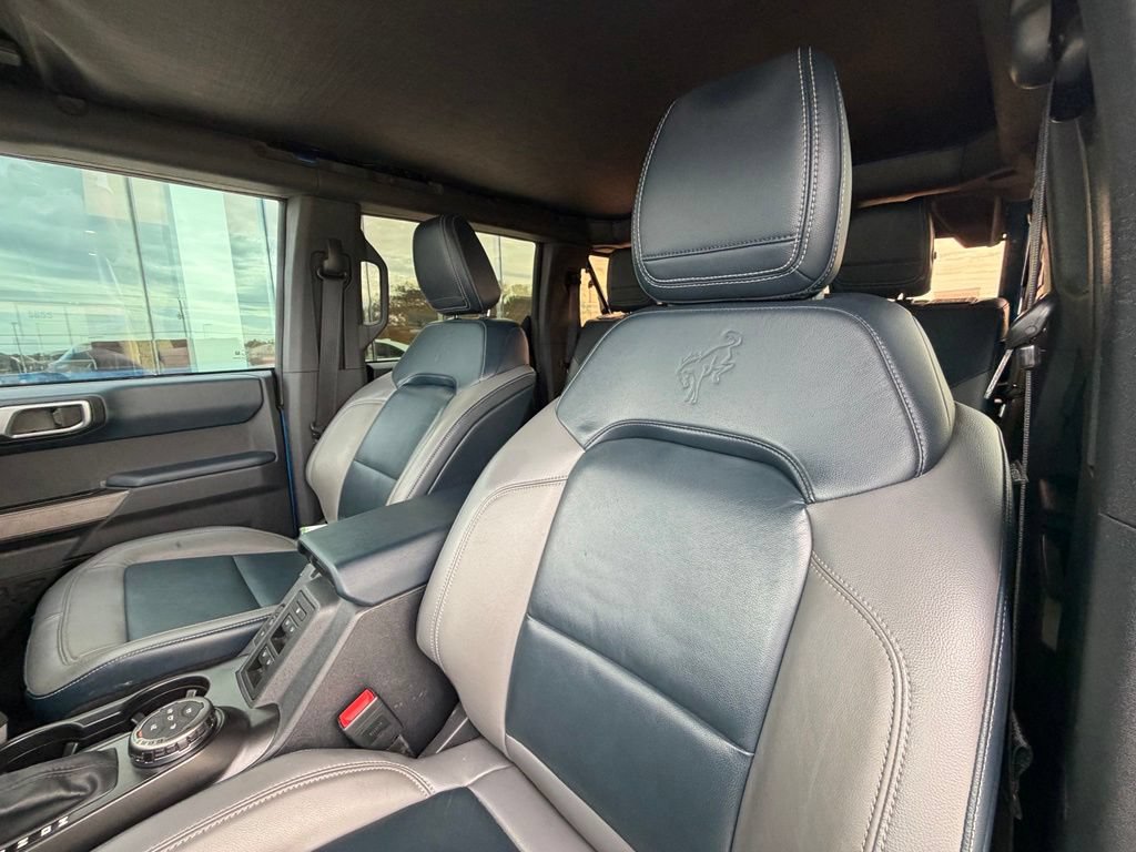 Used 2021 Ford Bronco Outer Banks w/ Sasquatch Package AWD/4WD image 15