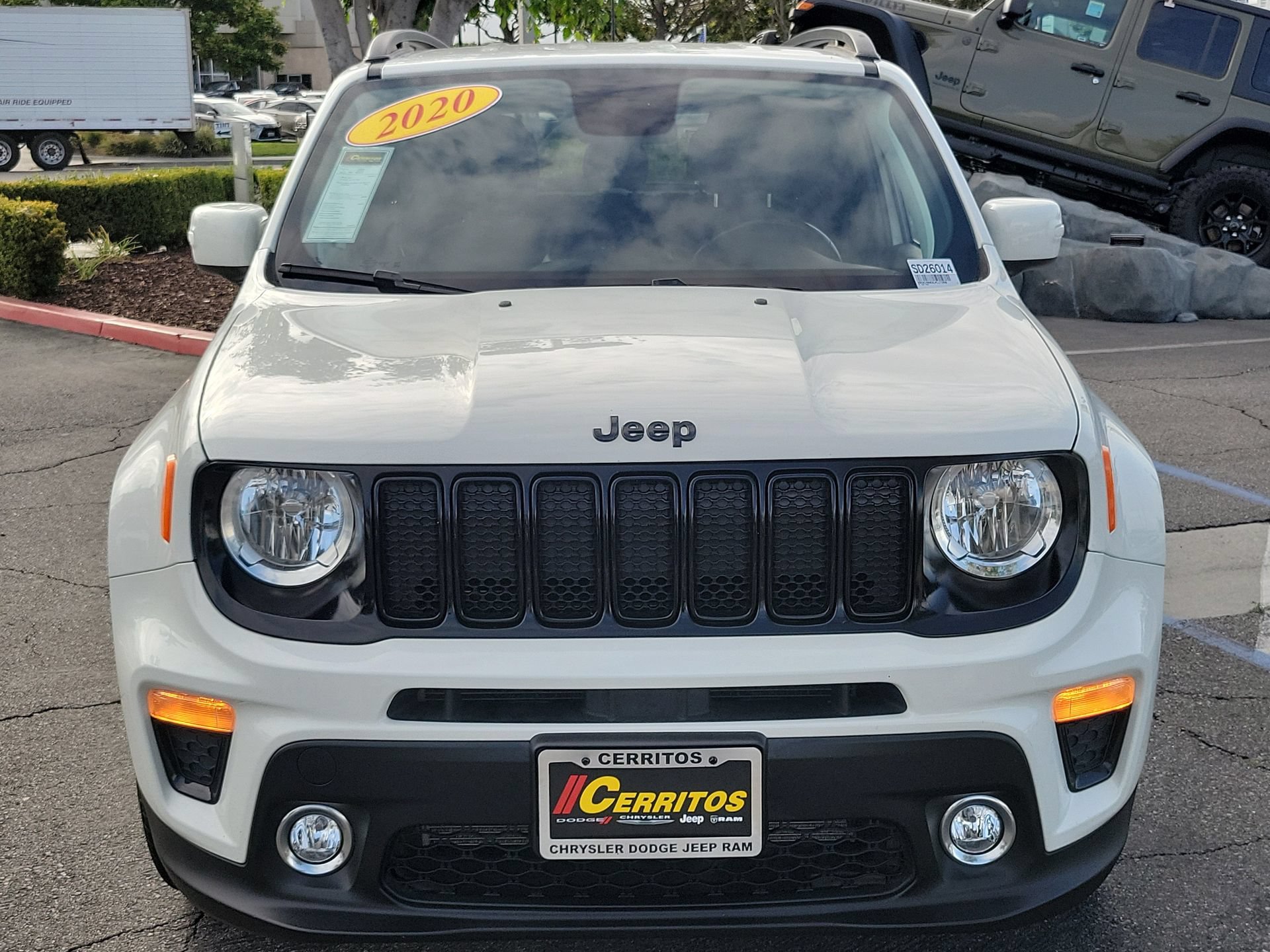 Certified 2020 Jeep Renegade Altitude FWD image 24