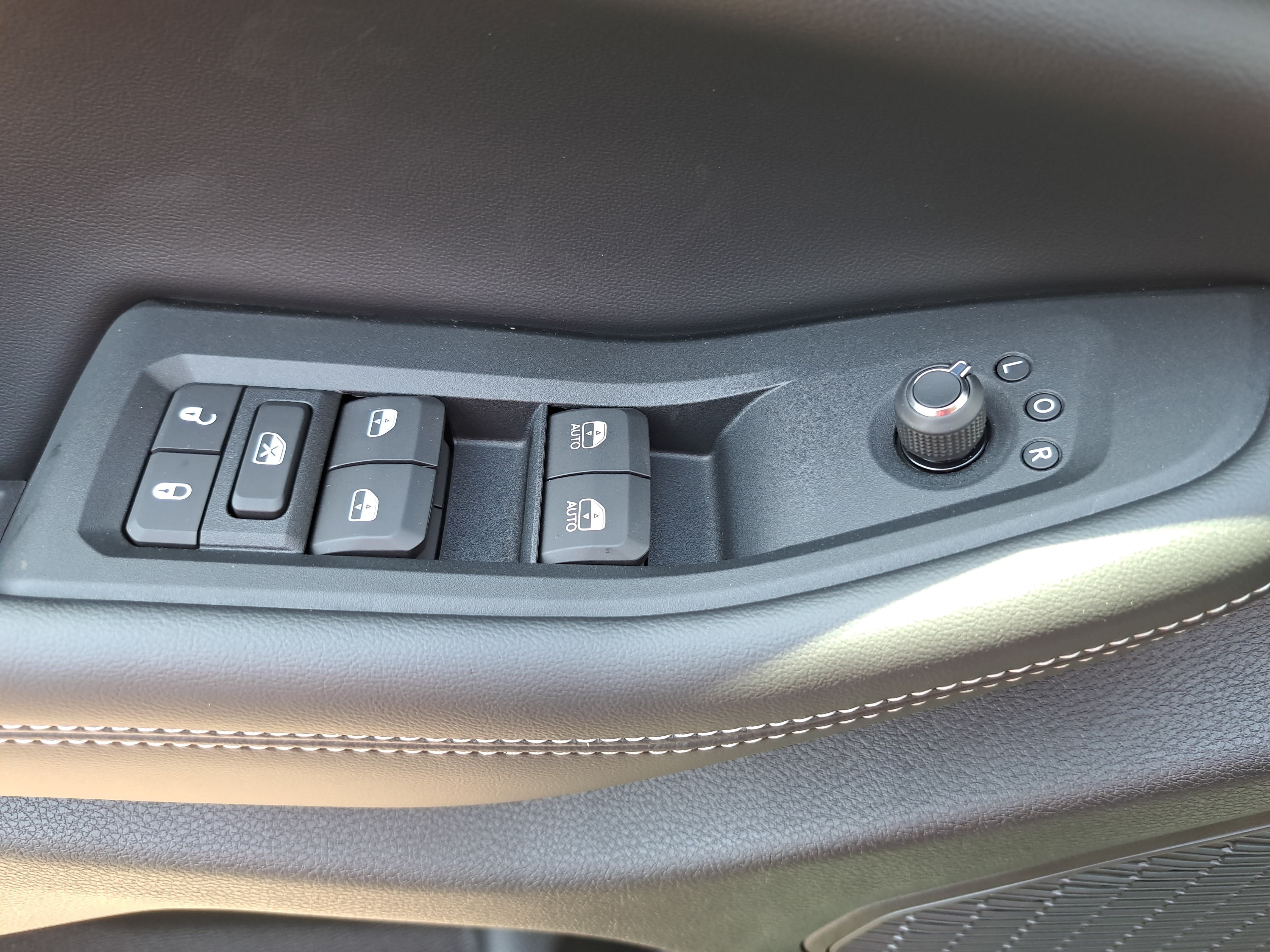 New 2026 Jeep Grand Cherokee Laredo AWD/4WD image 23