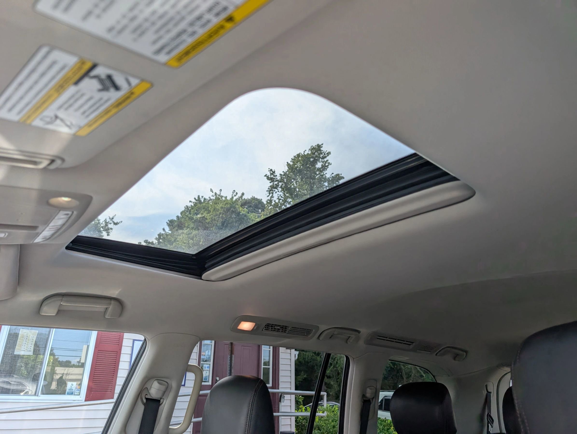 Used 2019 Nissan Armada SL w/ Premium Package image 29