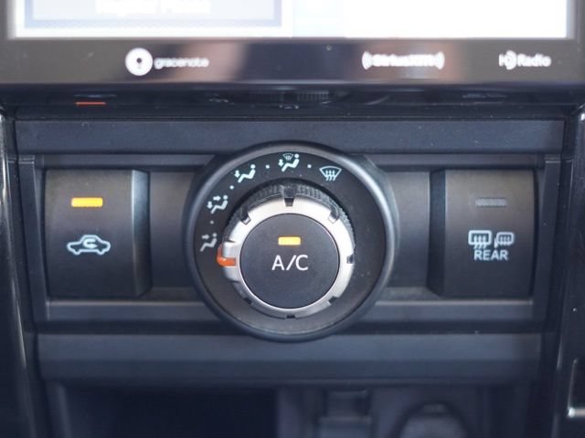 Used 2024 Toyota 4Runner TRD Off-Road Premium AWD/4WD image 36