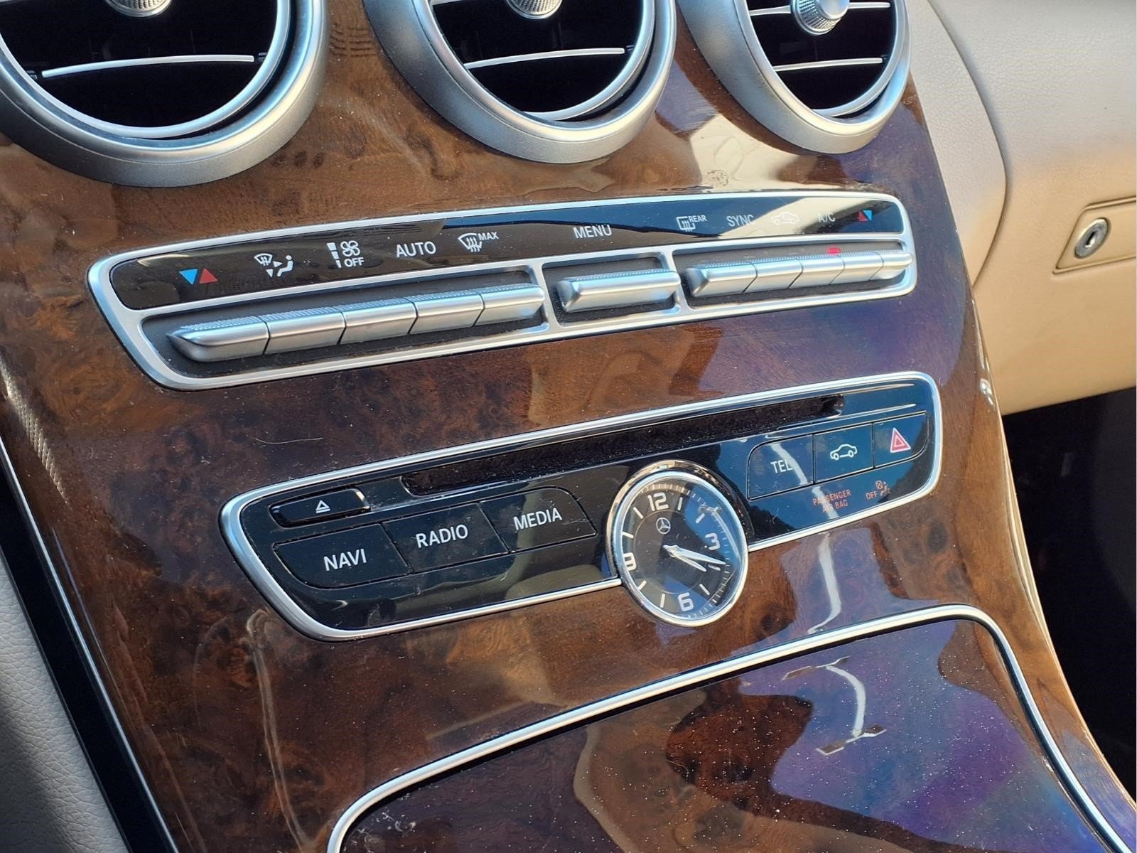 Used 2015 Mercedes-Benz C 300 4MATIC Sedan image 21