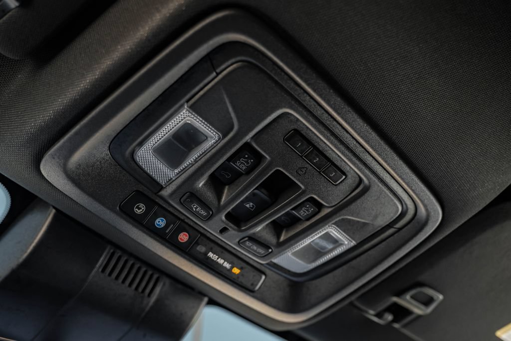 Used 2024 Chevrolet Silverado 3500 High Country w/ High Country Premium Package AWD/4WD image 23