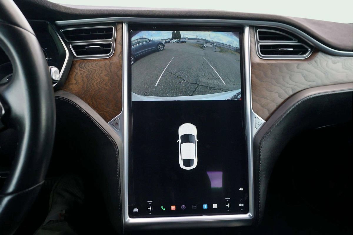 Used 2016 Tesla Model S AWD image 26