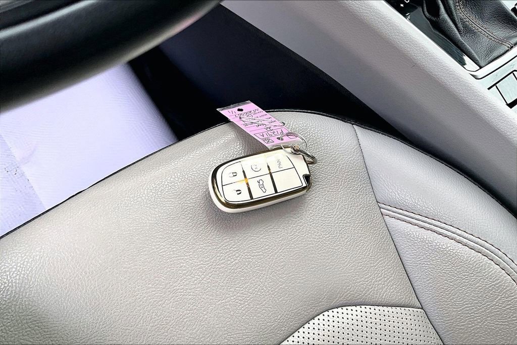 Used 2022 Jeep Compass Limited image 10