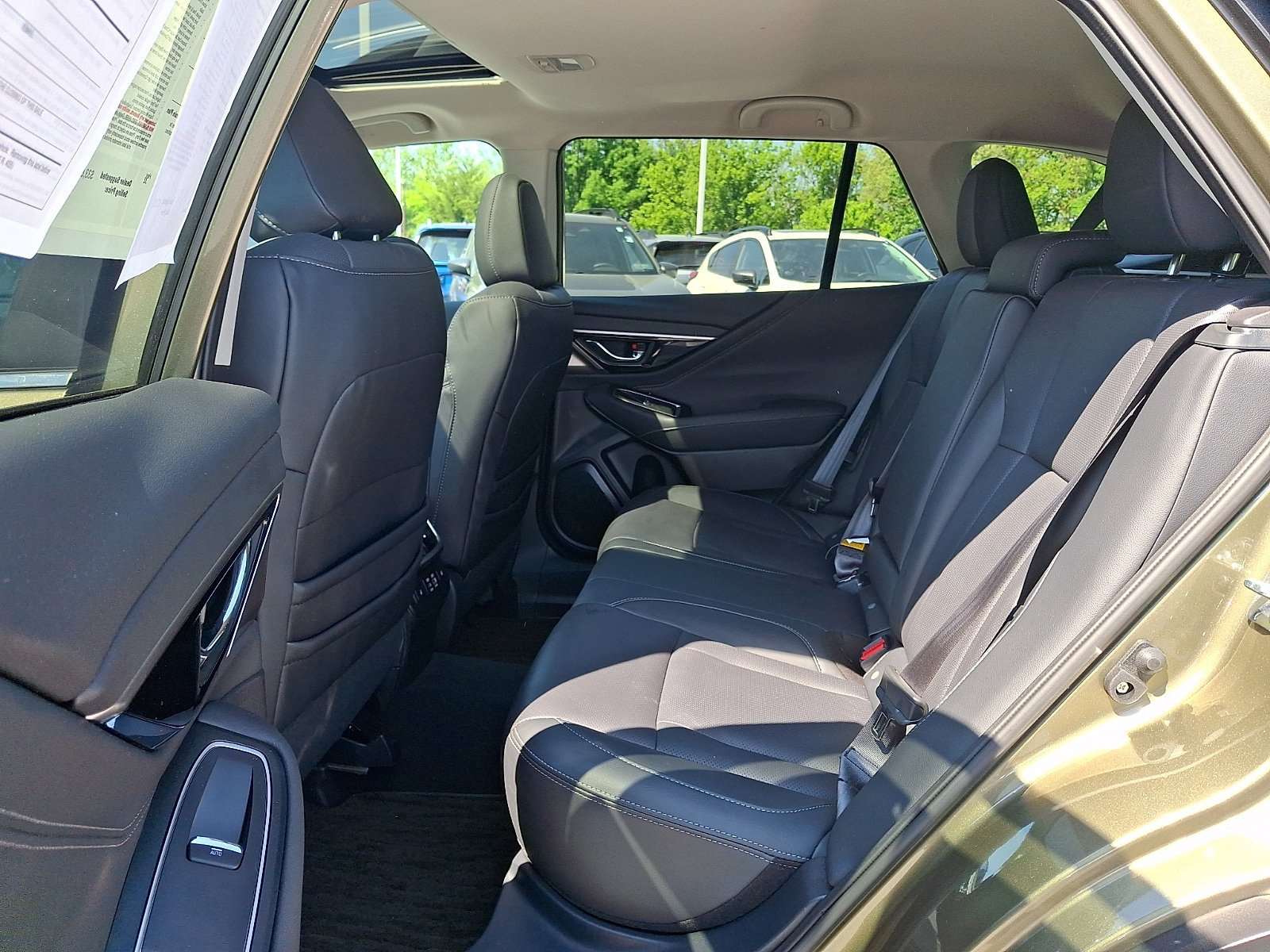 Certified 2024 Subaru Outback Limited AWD/4WD image 10