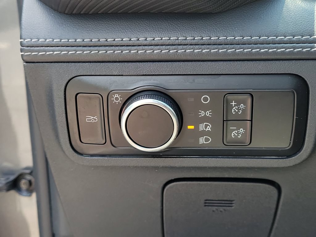 Used 2024 Ford Mustang Premium RWD image 28