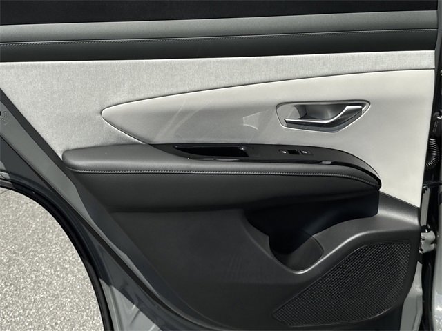 New 2025 Hyundai Tucson Limited image 13