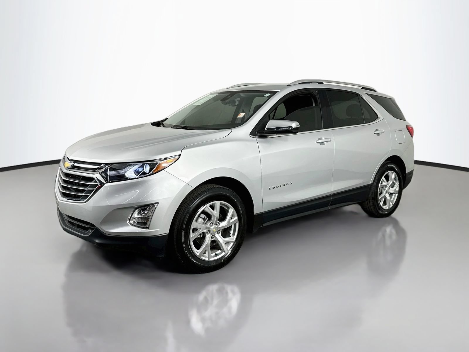 Used 2021 Chevrolet Equinox Premier AWD/4WD image 4