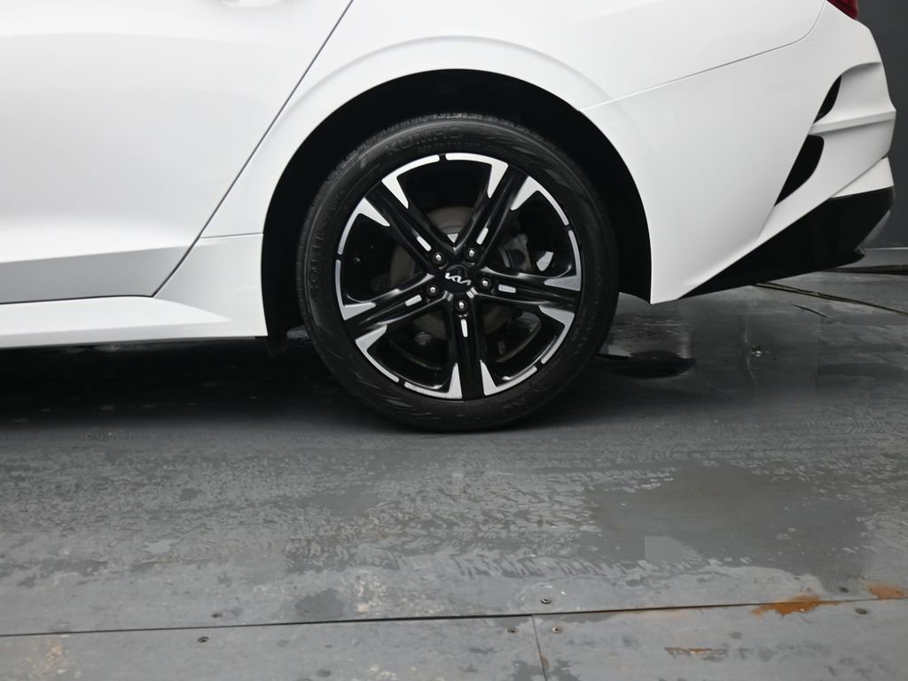 Used 2023 Kia K5 GT-Line w/ GT-Line Premium Package image 14