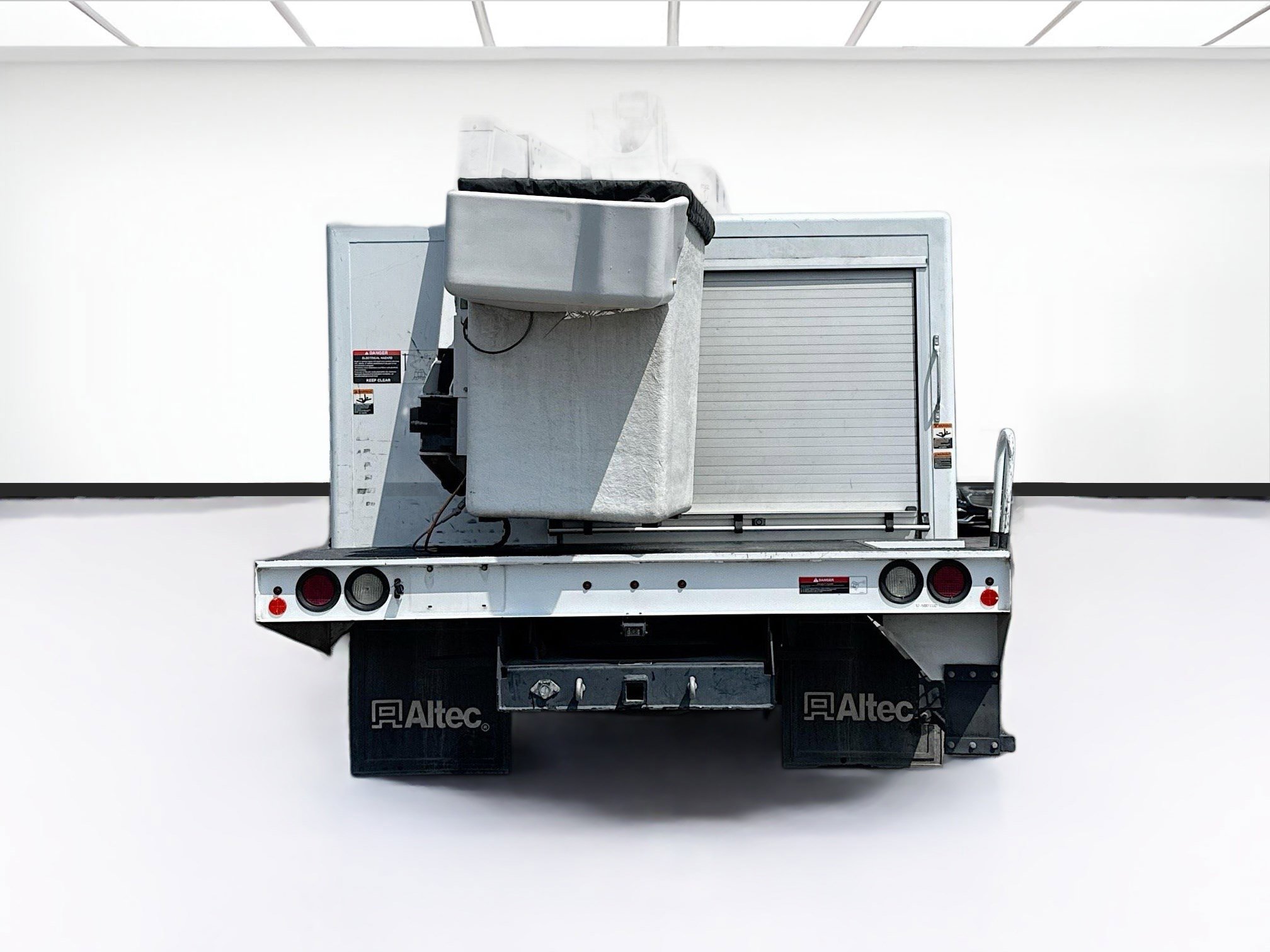 Used 2018 RAM 5500 Tradesman w/ Power & Remote Entry Group image 5