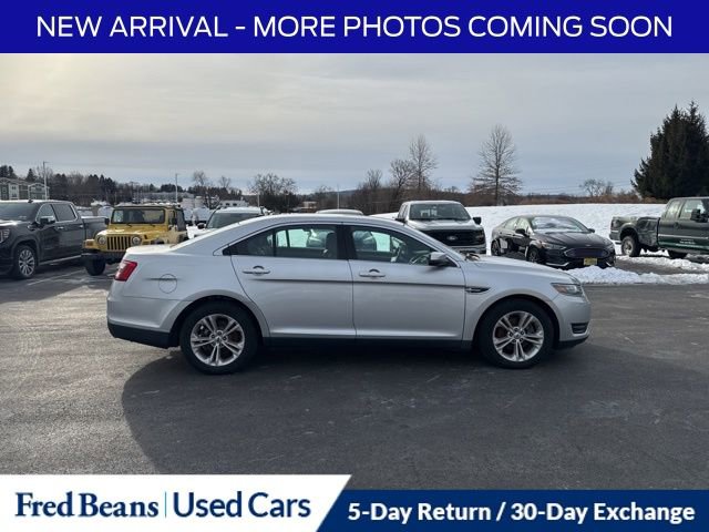 Used 2019 Ford Taurus SEL w/ Equipment Group 201A image 9