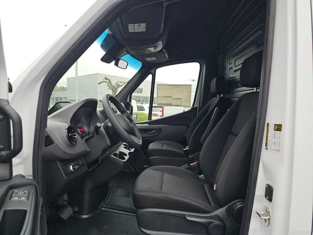 New 2025 Mercedes-Benz Sprinter 2500 image 20