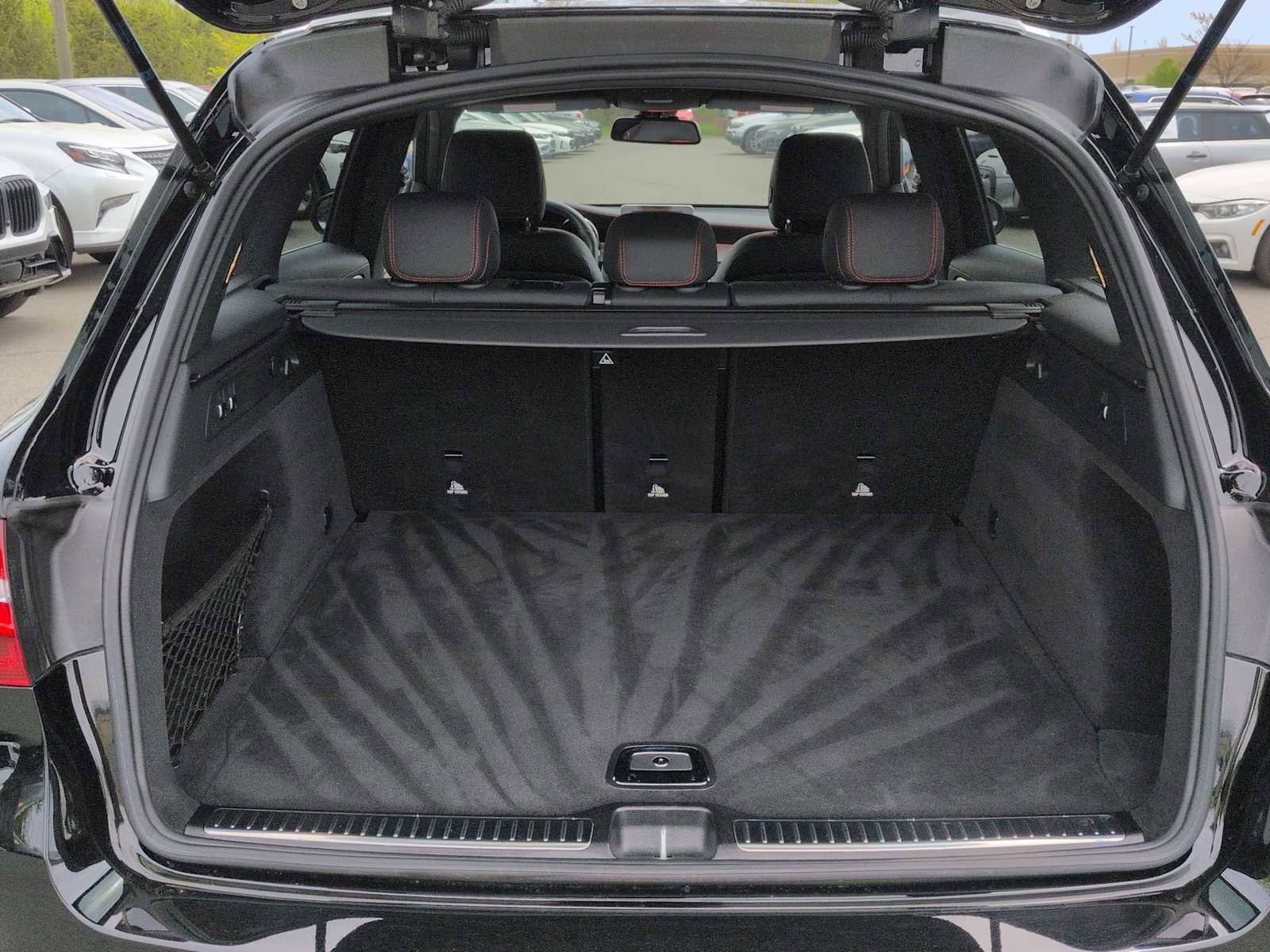 Used 2019 Mercedes-Benz GLC 63 AMG 4MATIC image 34