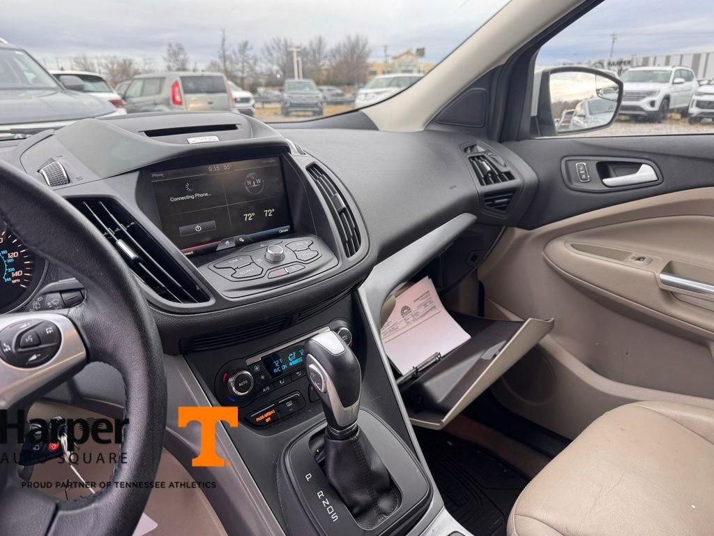 Used 2015 Ford Escape SE w/ Equipment Group 201A image 16