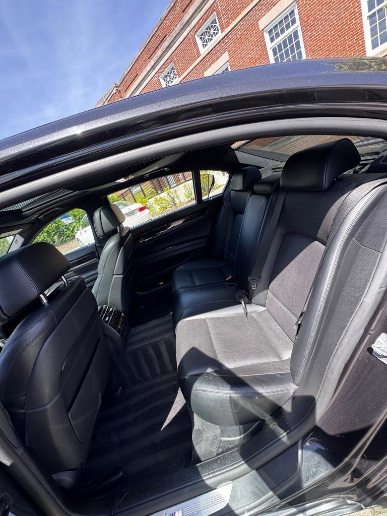 Used 2014 BMW 750Li xDrive AWD/4WD image 12