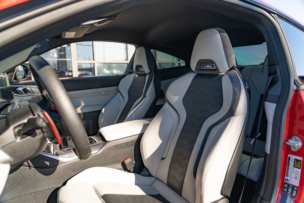 Used 2026 BMW M4 xDrive Competition w/ Executive Package image 17