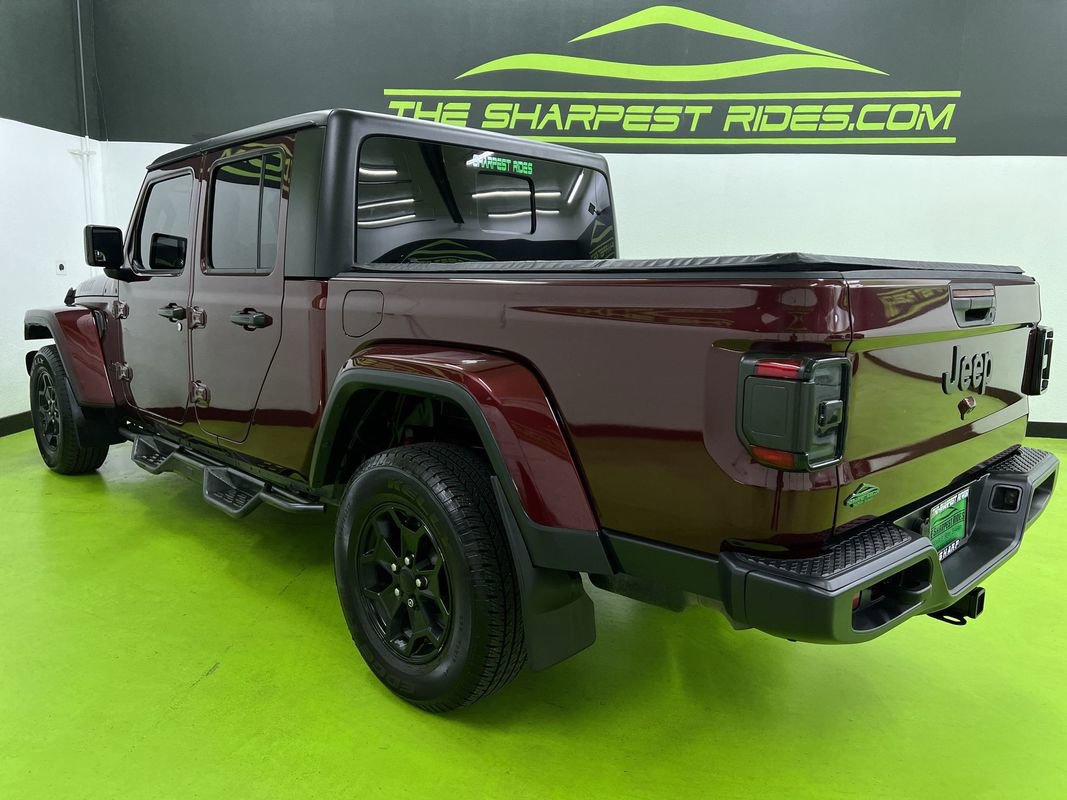 Used 2021 Jeep Gladiator Willys AWD/4WD image 7