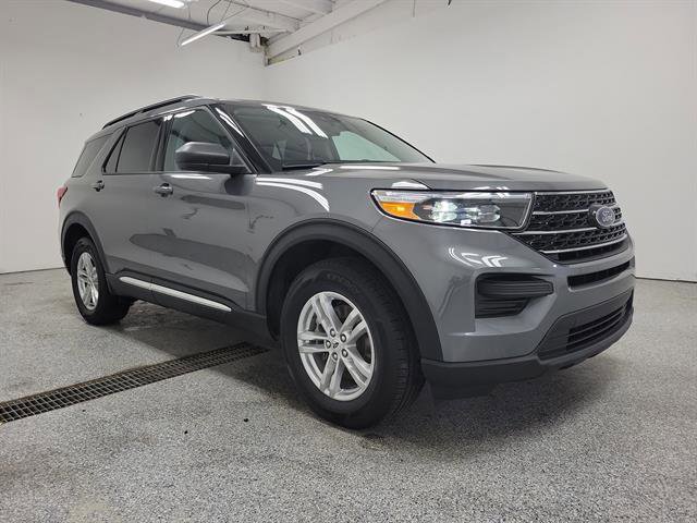 Certified 2023 Ford Explorer XLT AWD/4WD image 2